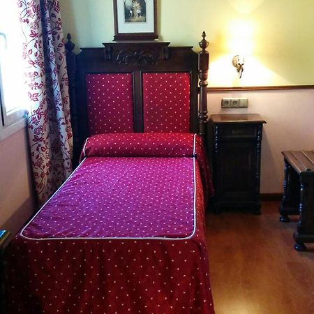 Hotel El Cisne Saragossa Zewnętrze zdjęcie