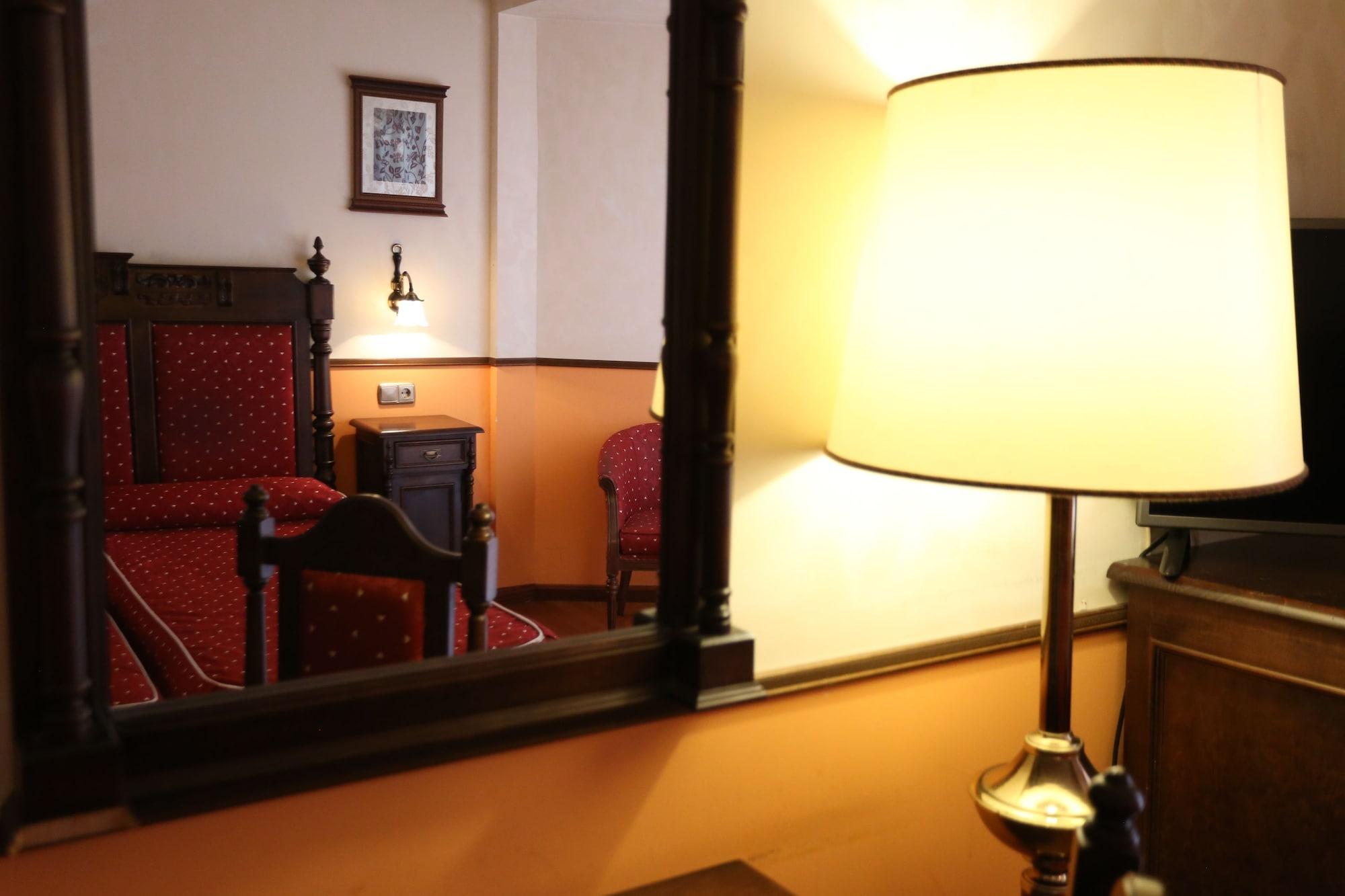 Hotel El Cisne Saragossa Zewnętrze zdjęcie