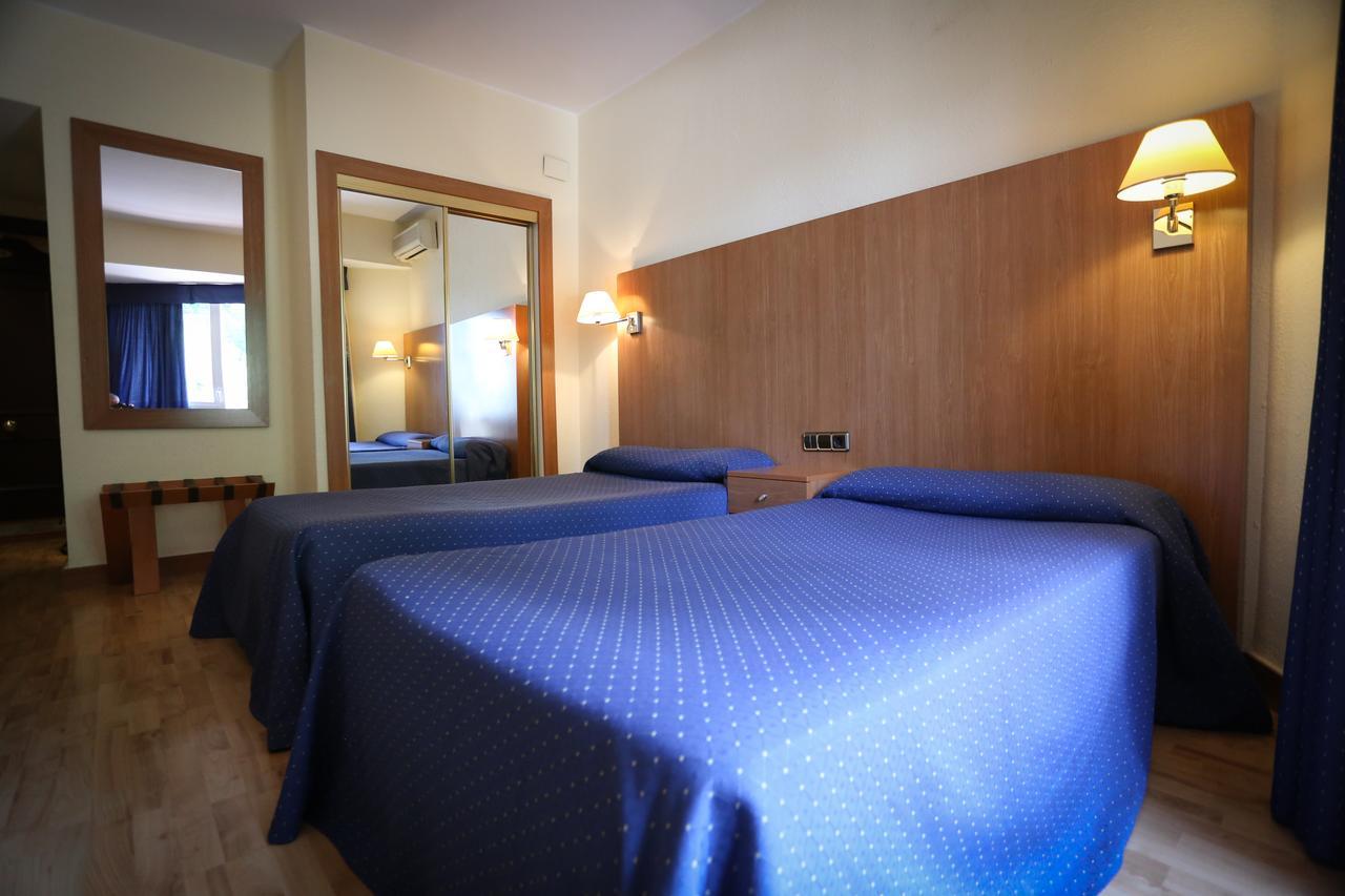 Hotel El Cisne Saragossa Zewnętrze zdjęcie