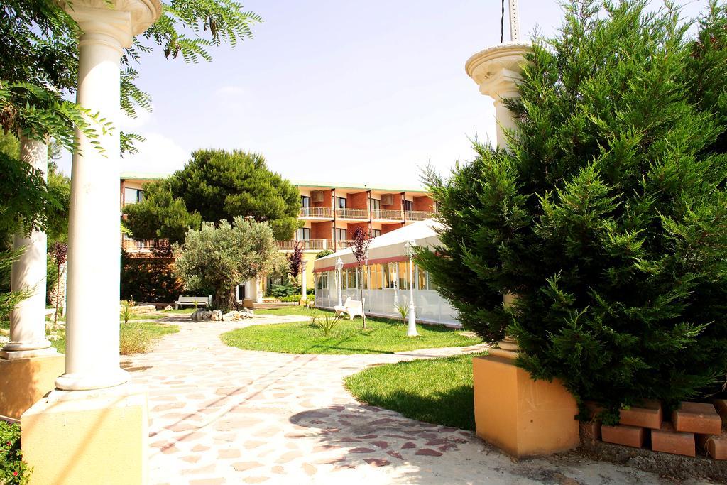 Hotel El Cisne Saragossa Zewnętrze zdjęcie